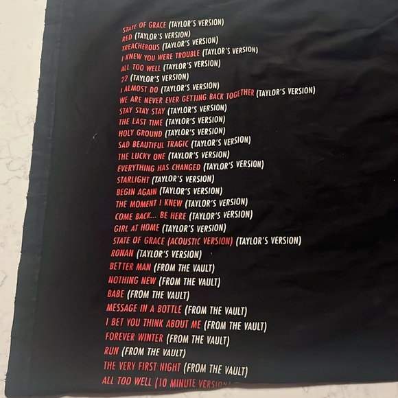 Taylor Swift’s Version Red Album T-shirt with a Rip Look Stitching - Picture 4 of 10